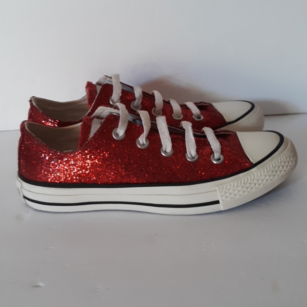CONVERSE UNISEX 50% off red sparkles - Picture 4 of 8